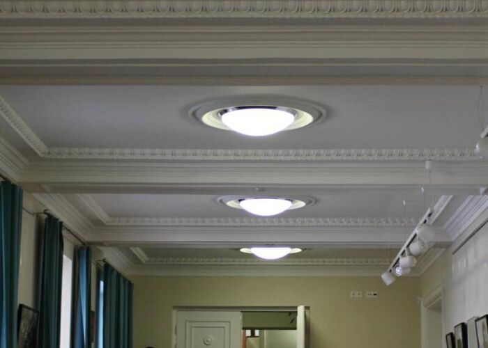 Přisazené svítidlo AURA 10 se senzorem Klasická stropní svítidla Hotely a restaurace