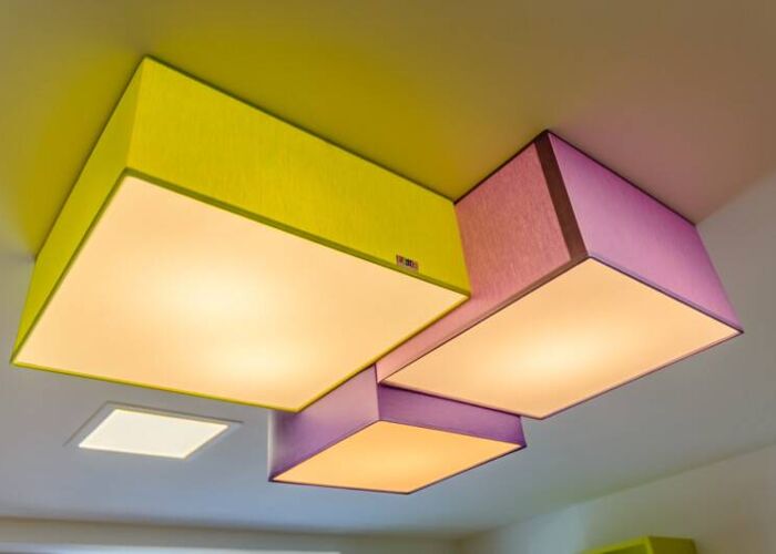 Veselé hranaté stropní osvětlení o rozměrech 300 x 300 x 300 mm LED Dětská stropní svítidla Dětský pokoj